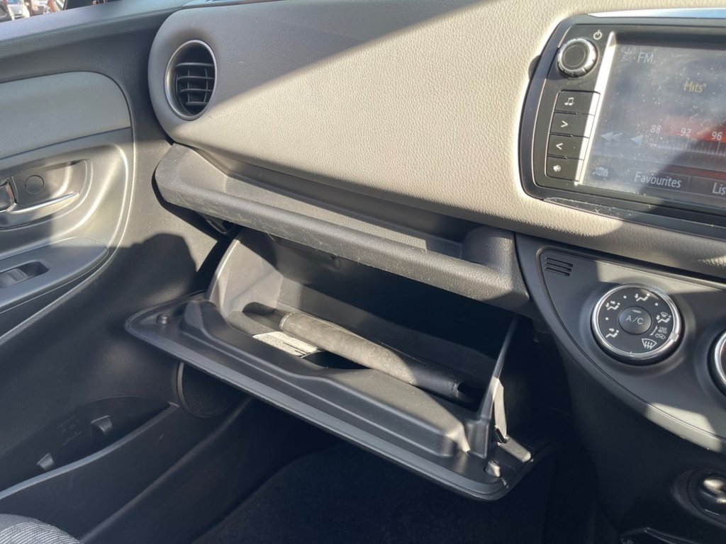 Used Toyota Yaris 2015 for sale - 77558071: Photo 9