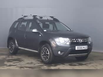 Used Dacia Duster 2016 for sale - 79871295: Photo