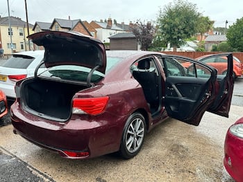 Used Toyota Avensis 2014 for sale - 79675444: Photo