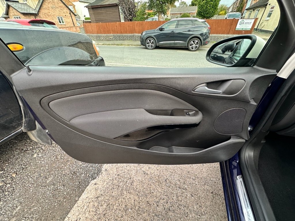 Used Vauxhall ADAM 2014 for sale - 76190787: Photo 15
