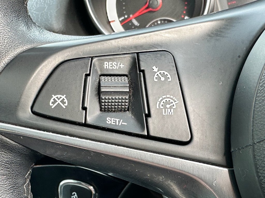 Used Vauxhall ADAM 2014 for sale - 76190787: Photo 16