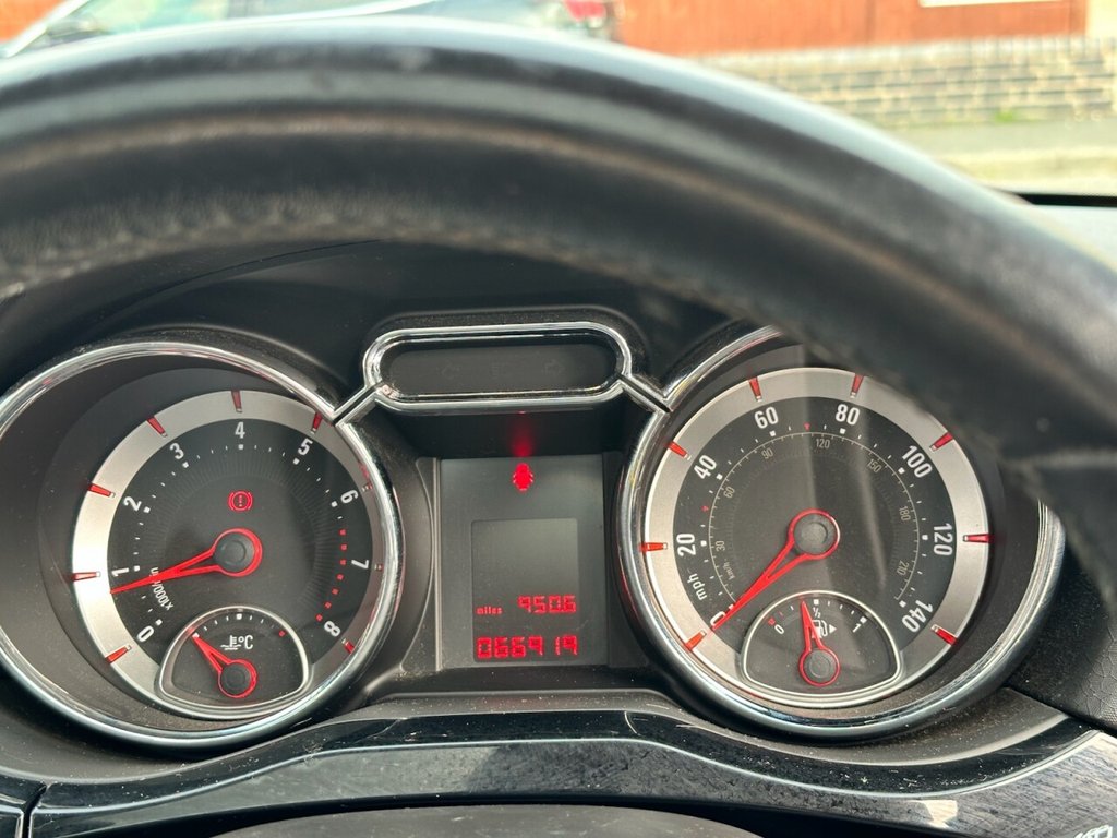 Used Vauxhall ADAM 2014 for sale - 76190787: Photo 8