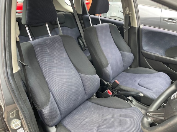 Used Honda Jazz 2011 for sale - 76286083: Photo 21