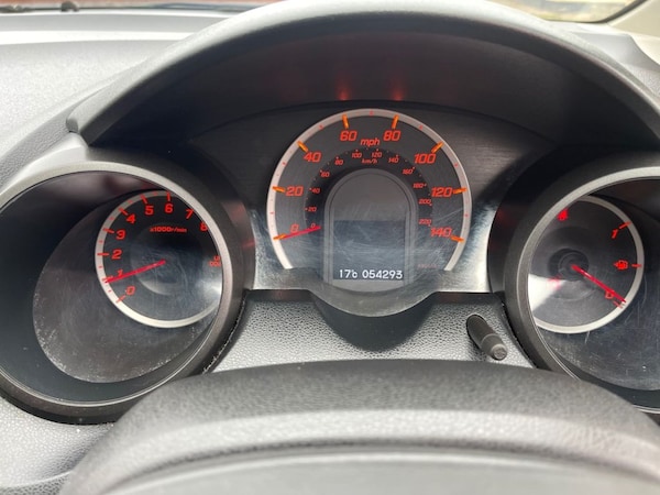 Used Honda Jazz 2011 for sale - 76286083: Photo 8