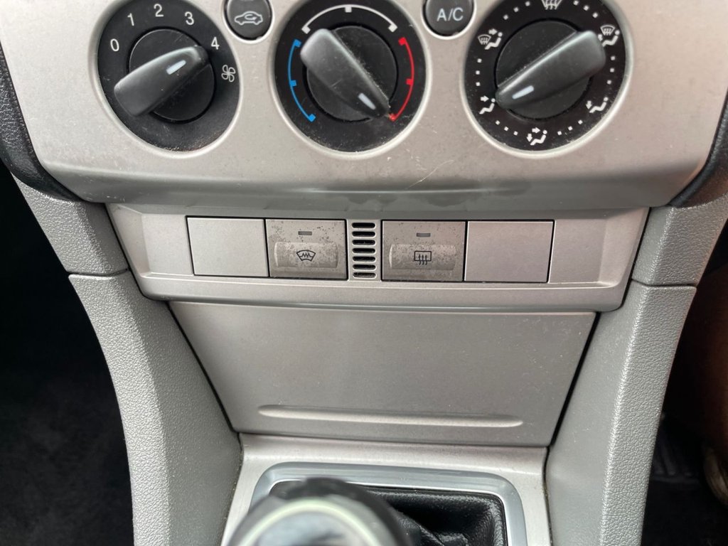Used Ford Focus 2010 for sale - 76092814: Photo 11