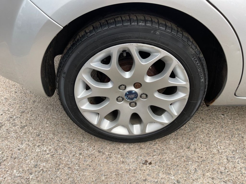 Used Ford Focus 2010 for sale - 76092814: Photo 30