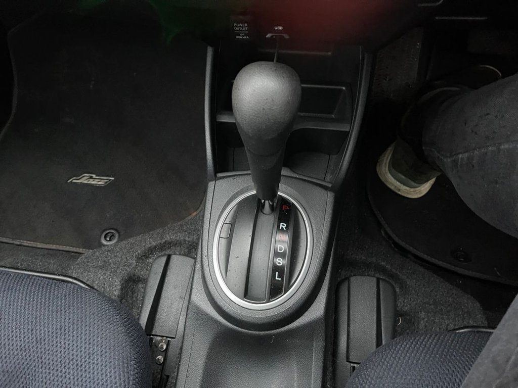 Used Honda Jazz 2015 for sale - 76582537: Photo 18