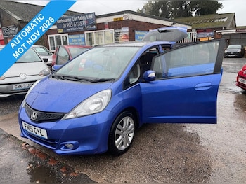 Used Honda Jazz 2015 for sale - 76582537: Photo