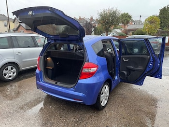 Used Honda Jazz 2015 for sale - 76582537: Photo