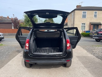 Used Dacia Duster 2015 for sale - 78330373: Photo