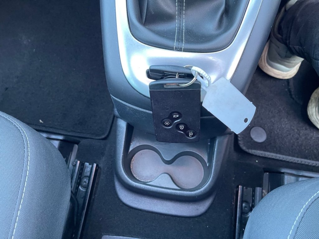 Used Renault Scenic 2015 for sale - 77199767: Photo 10