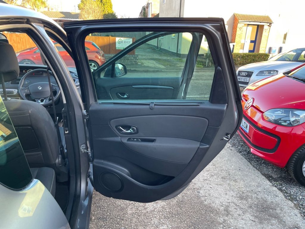 Used Renault Scenic 2015 for sale - 77199767: Photo 23