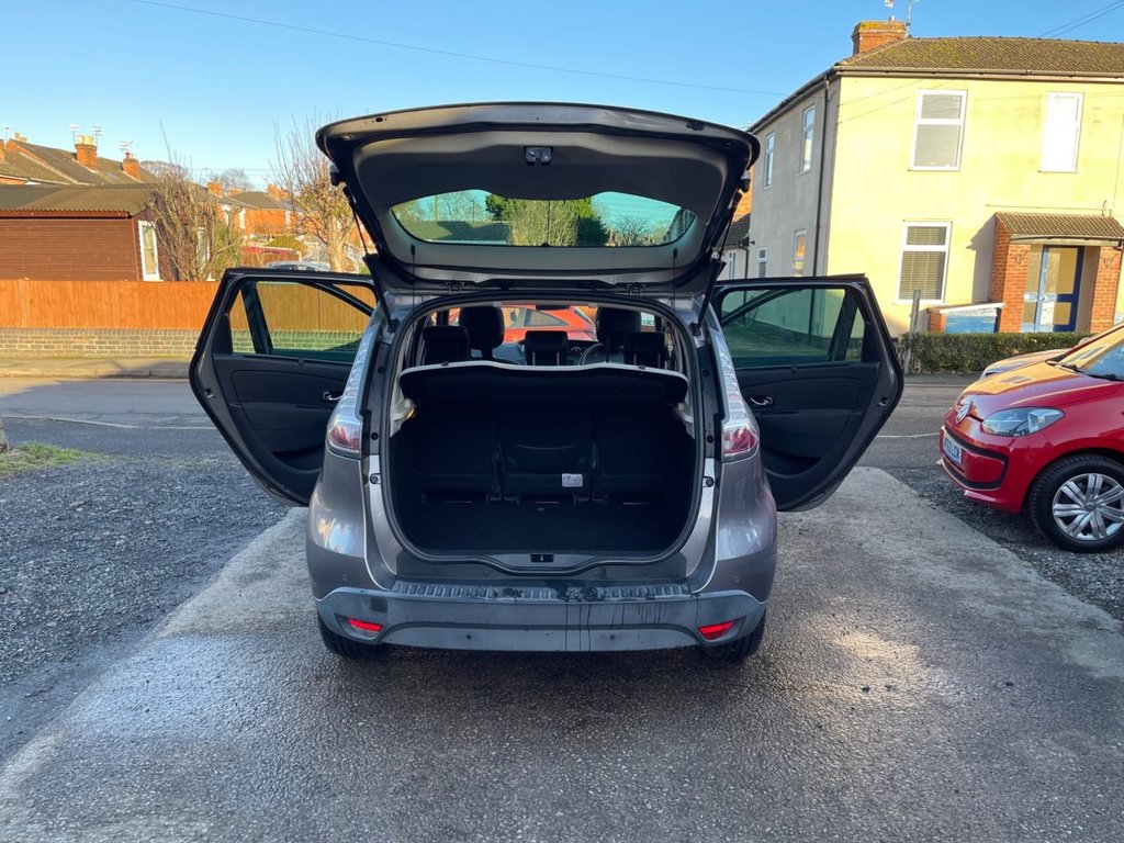 Used Renault Scenic 2015 for sale - 77199767: Photo 3