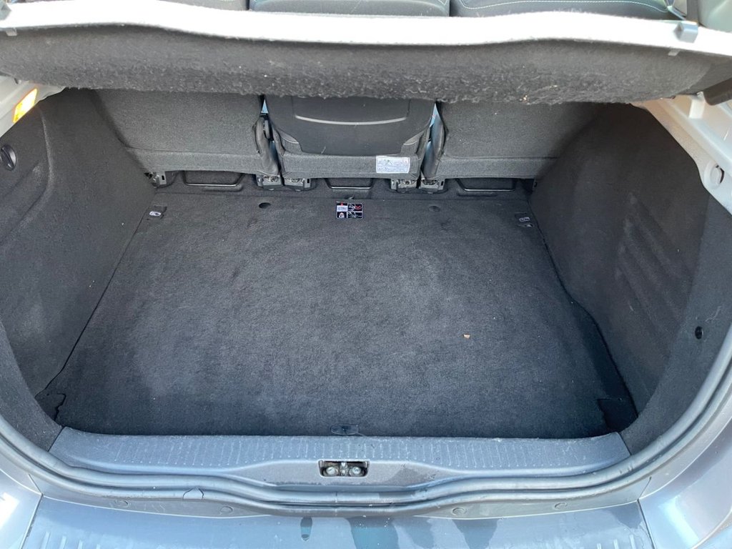 Used Renault Scenic 2015 for sale - 77199767: Photo 31