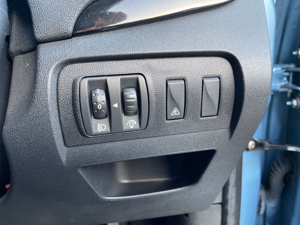 Used Renault Grand Scenic 2011 for sale - 76509832: Photo 14