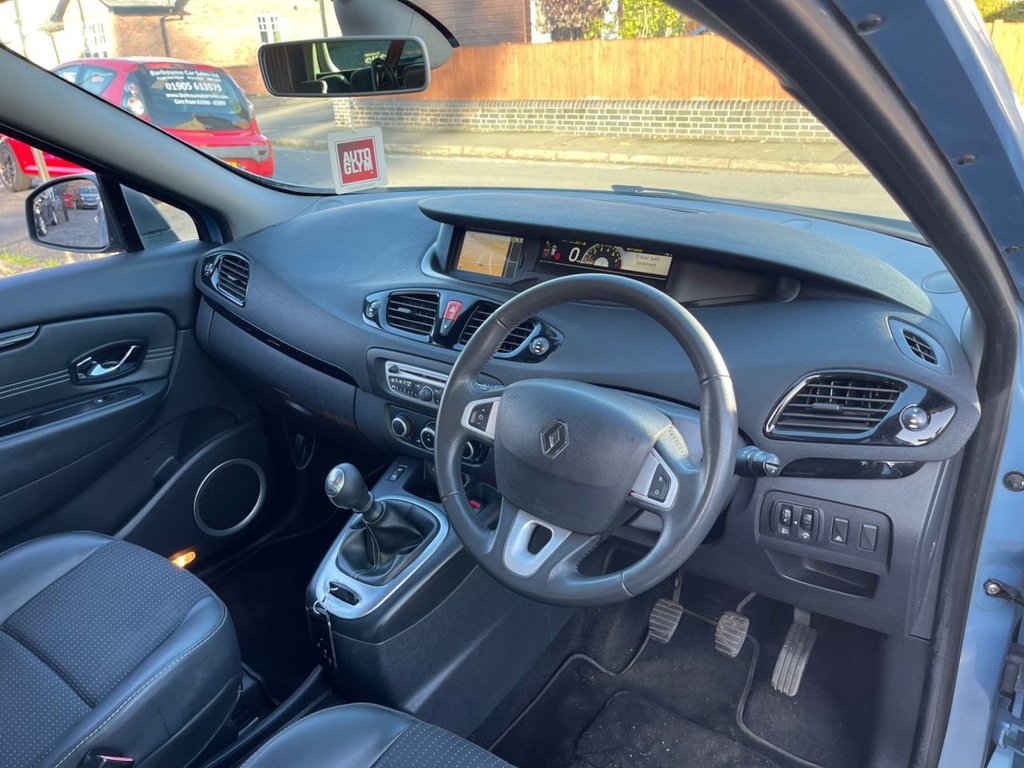 Used Renault Grand Scenic 2011 for sale - 76509832: Photo 27