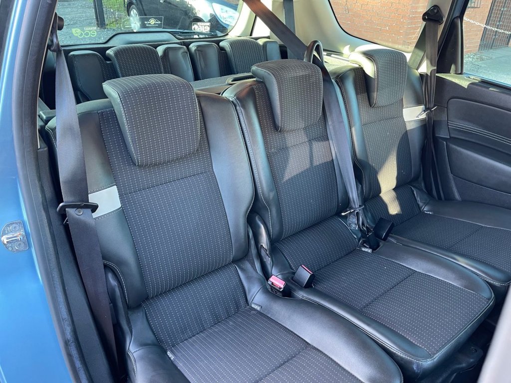 Used Renault Grand Scenic 2011 for sale - 76509832: Photo 28