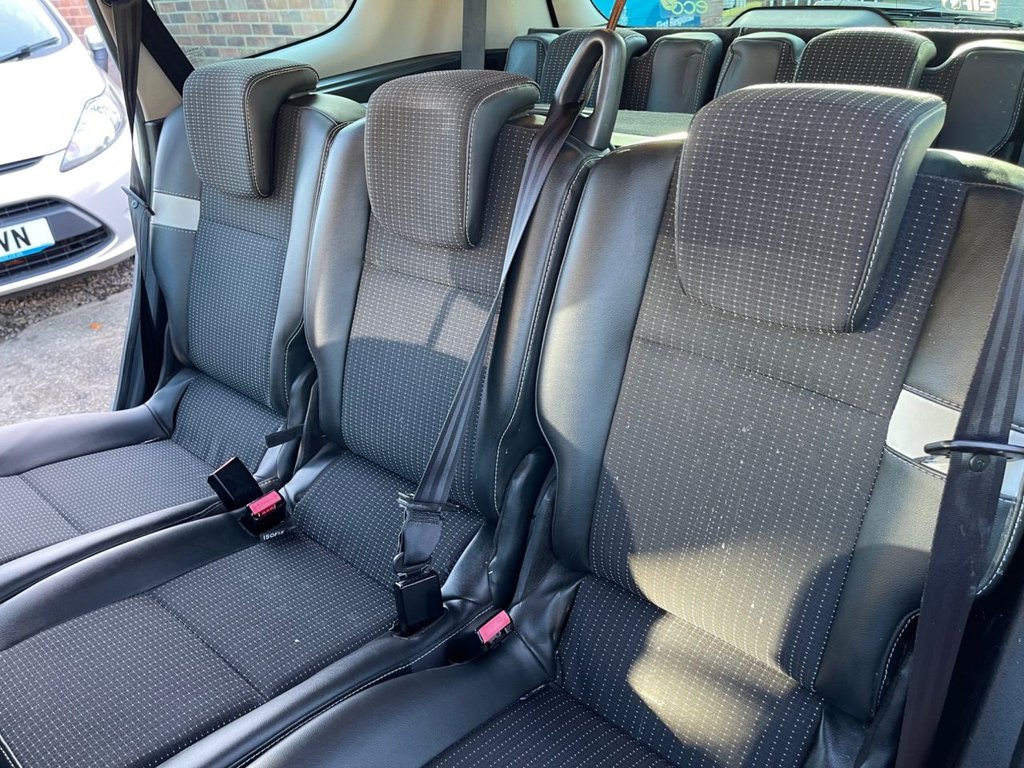 Used Renault Grand Scenic 2011 for sale - 76509832: Photo 35