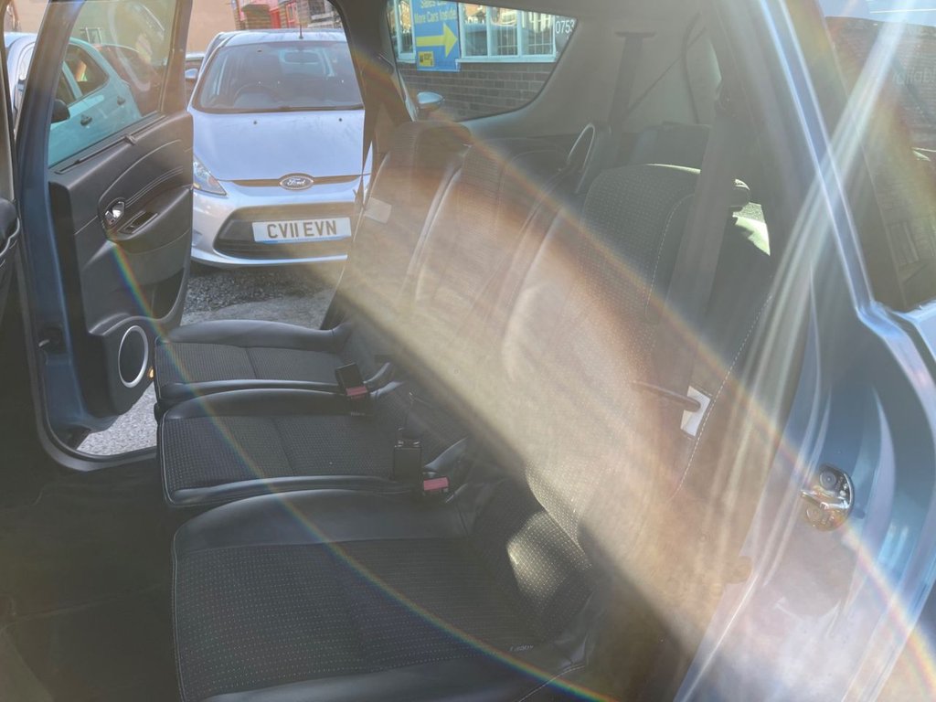 Used Renault Grand Scenic 2011 for sale - 76509832: Photo 36