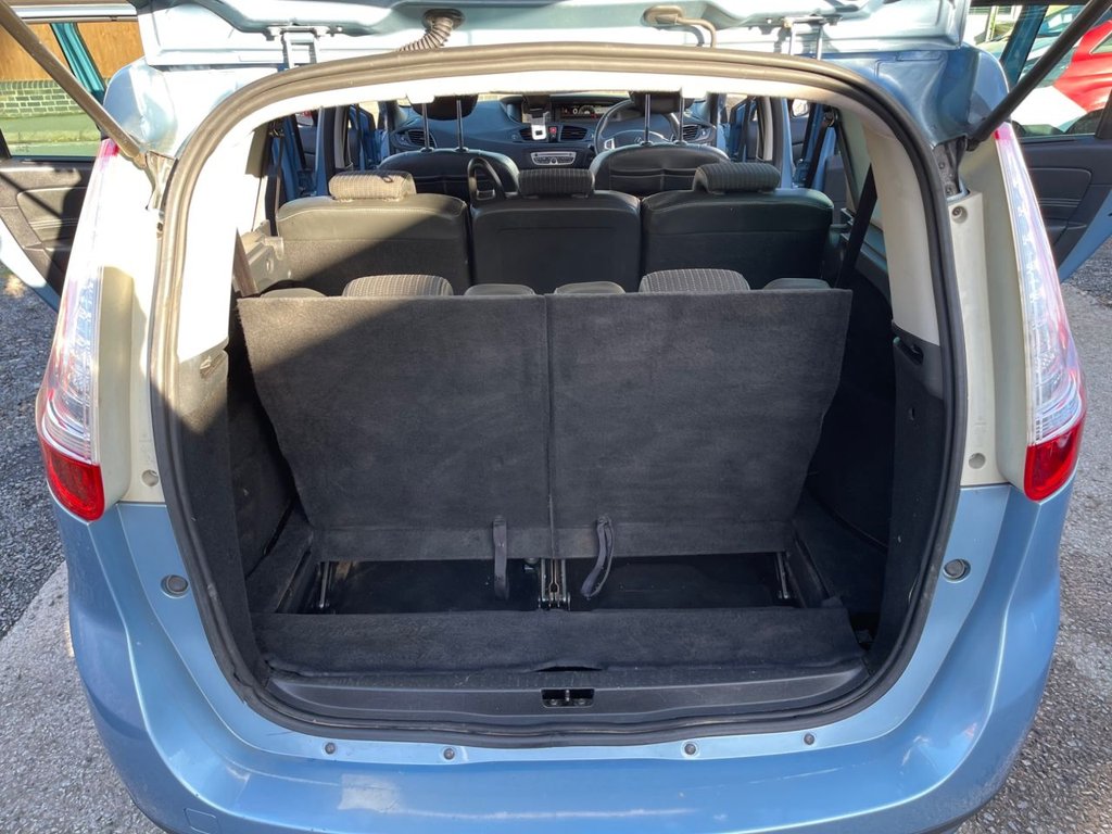 Used Renault Grand Scenic 2011 for sale - 76509832: Photo 41