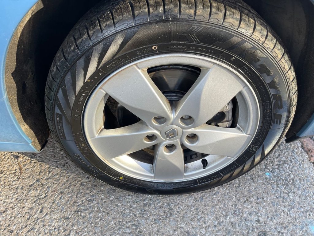 Used Renault Grand Scenic 2011 for sale - 76509832: Photo 45