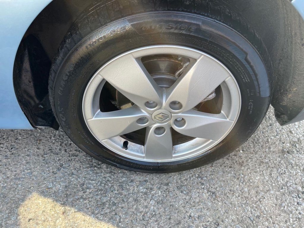 Used Renault Grand Scenic 2011 for sale - 76509832: Photo 46