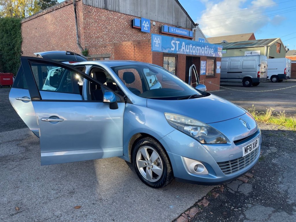 Used Renault Grand Scenic 2011 for sale - 76509832: Photo 5