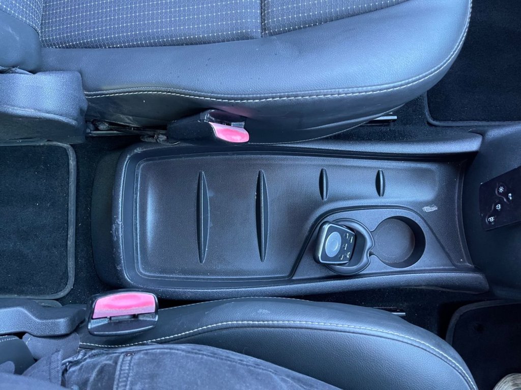 Used Renault Grand Scenic 2011 for sale - 76509832: Photo 8