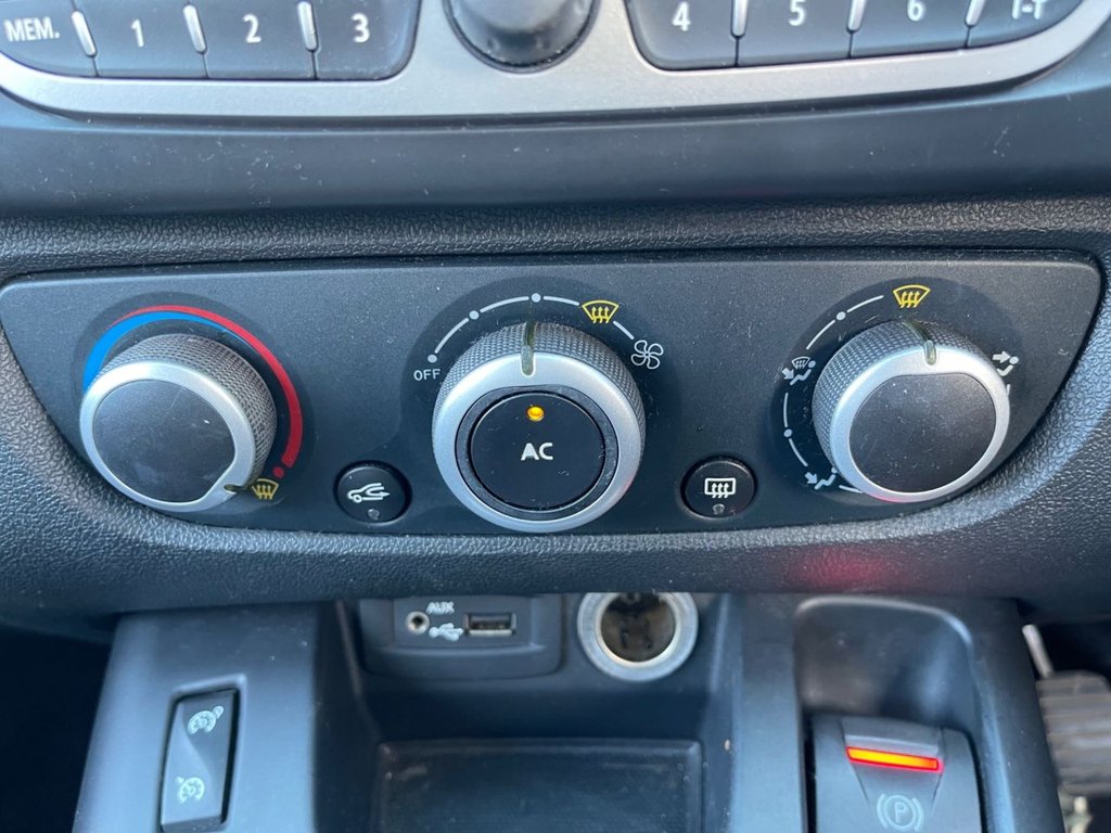 Used Renault Grand Scenic 2011 for sale - 76509832: Photo 9