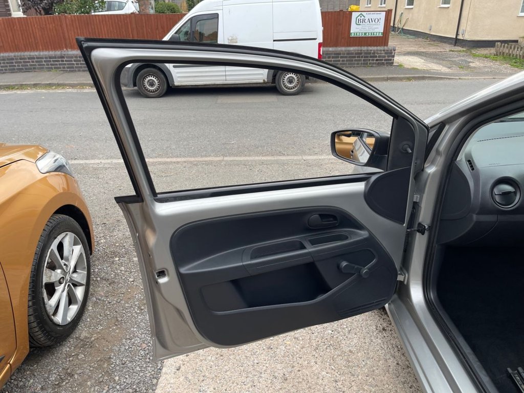 Used Volkswagen up! 2013 for sale - 76003394: Photo 23