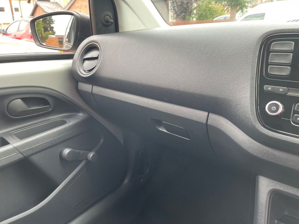 Used Volkswagen up! 2013 for sale - 76003394: Photo 8