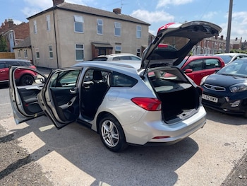 Used Ford Focus 2019 for sale - 79154861: Photo