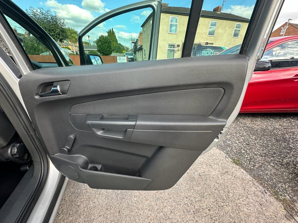 Used Vauxhall Zafira 2012 for sale - 76048594: Photo 16
