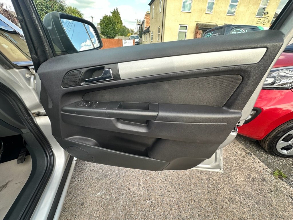 Used Vauxhall Zafira 2012 for sale - 76048594: Photo 17