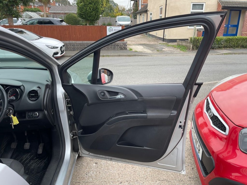 Used Vauxhall Meriva 2015 for sale - 76274035: Photo 23