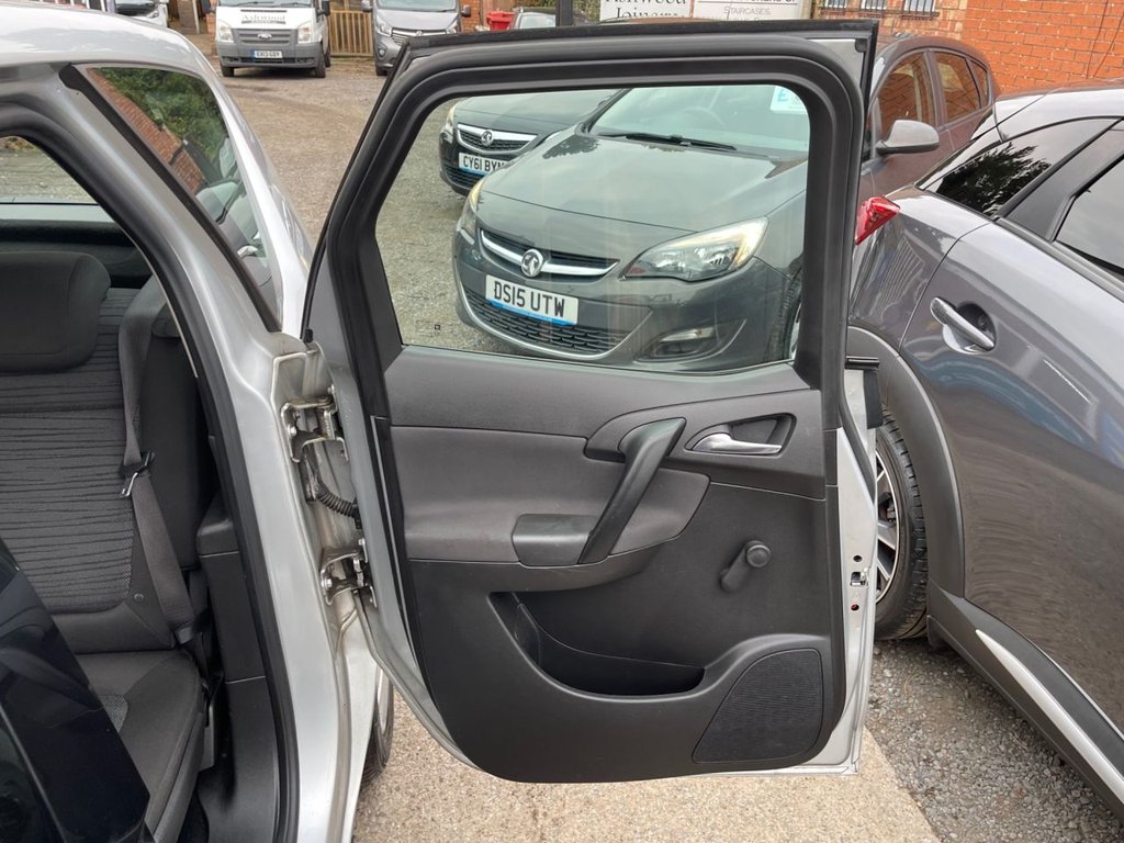 Used Vauxhall Meriva 2015 for sale - 76274035: Photo 33