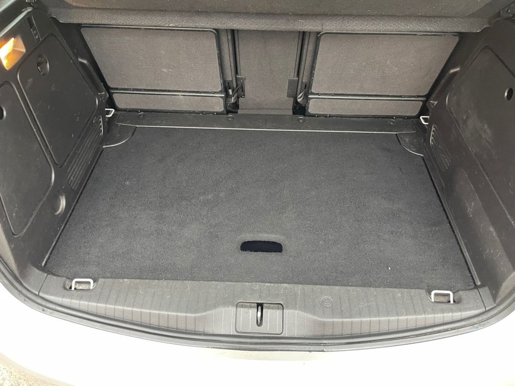 Used Vauxhall Meriva 2015 for sale - 76274035: Photo 35