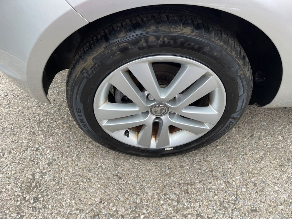 Used Vauxhall Meriva 2015 for sale - 76274035: Photo 36