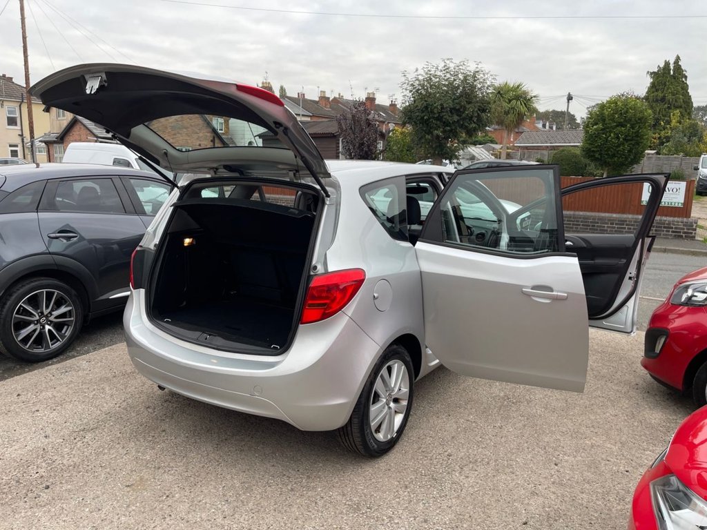 Used Vauxhall Meriva 2015 for sale - 76274035: Photo 4