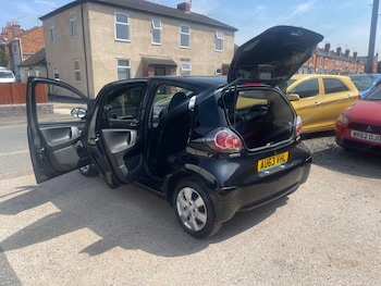 Used Toyota AYGO 2013 for sale - 75306586: Photo