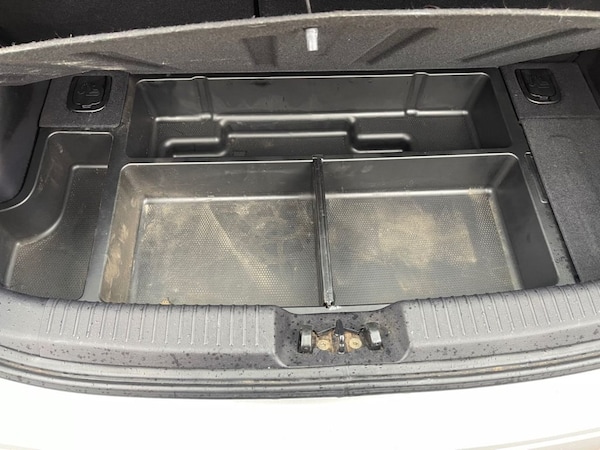 Used Hyundai i10 2012 for sale - 76162800: Photo 25