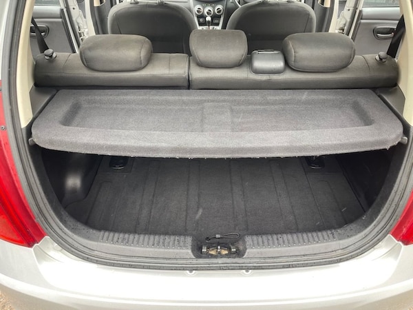 Used Hyundai i10 2012 for sale - 76162800: Photo 27