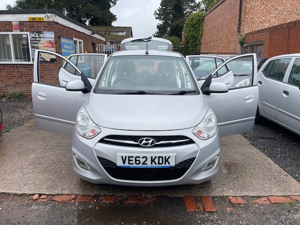Used Hyundai i10 2012 for sale - 76162800: Photo 6