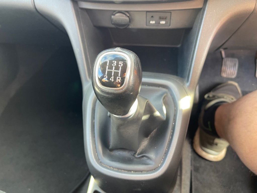 Used Hyundai i10 2018 for sale - 76286074: Photo 10