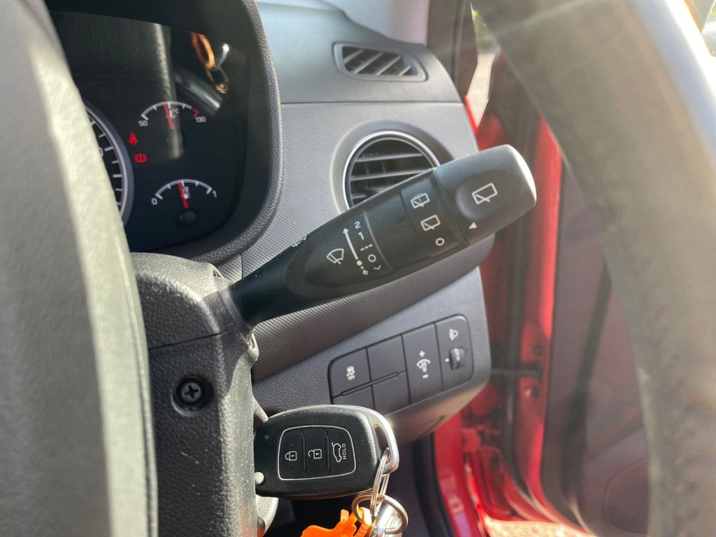 Used Hyundai i10 2018 for sale - 76286074: Photo 15