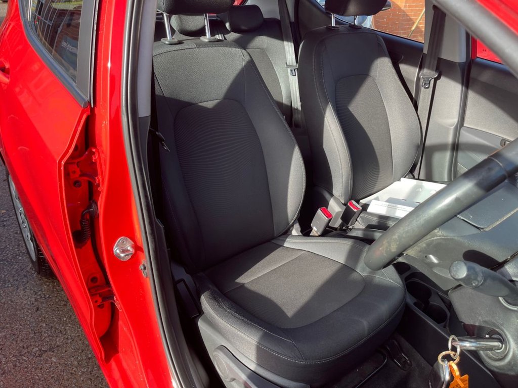 Used Hyundai i10 2018 for sale - 76286074: Photo 20