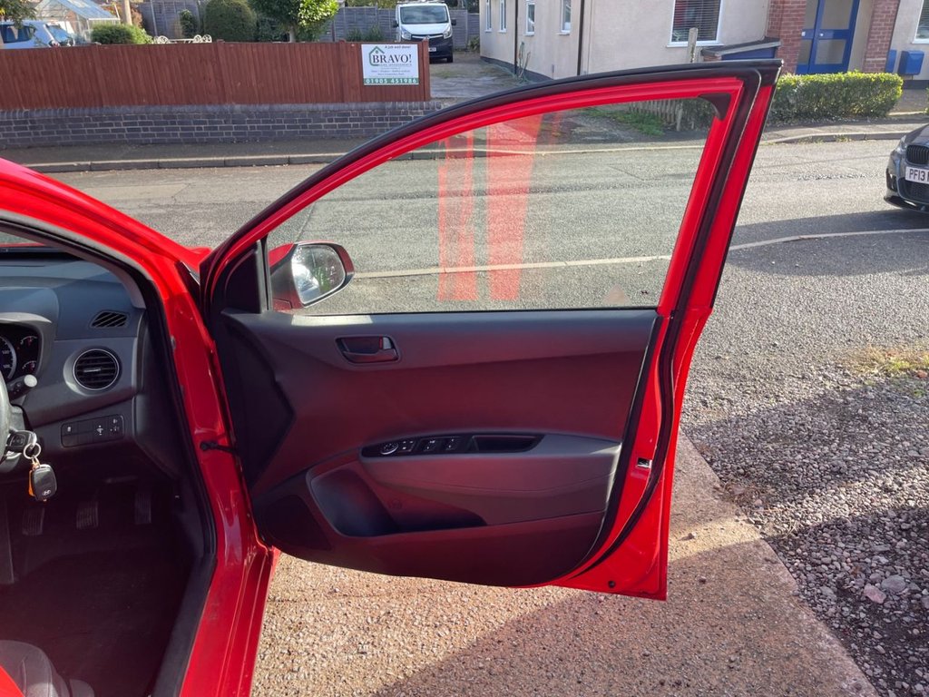 Used Hyundai i10 2018 for sale - 76286074: Photo 23