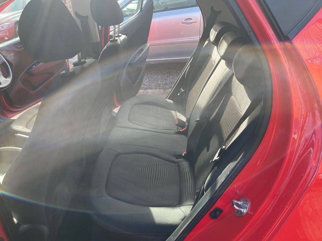 Used Hyundai i10 2018 for sale - 76286074: Photo 32