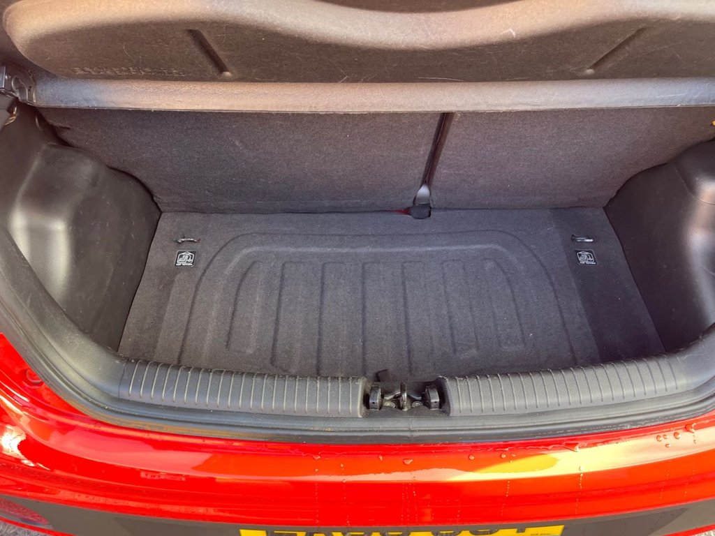 Used Hyundai i10 2018 for sale - 76286074: Photo 34