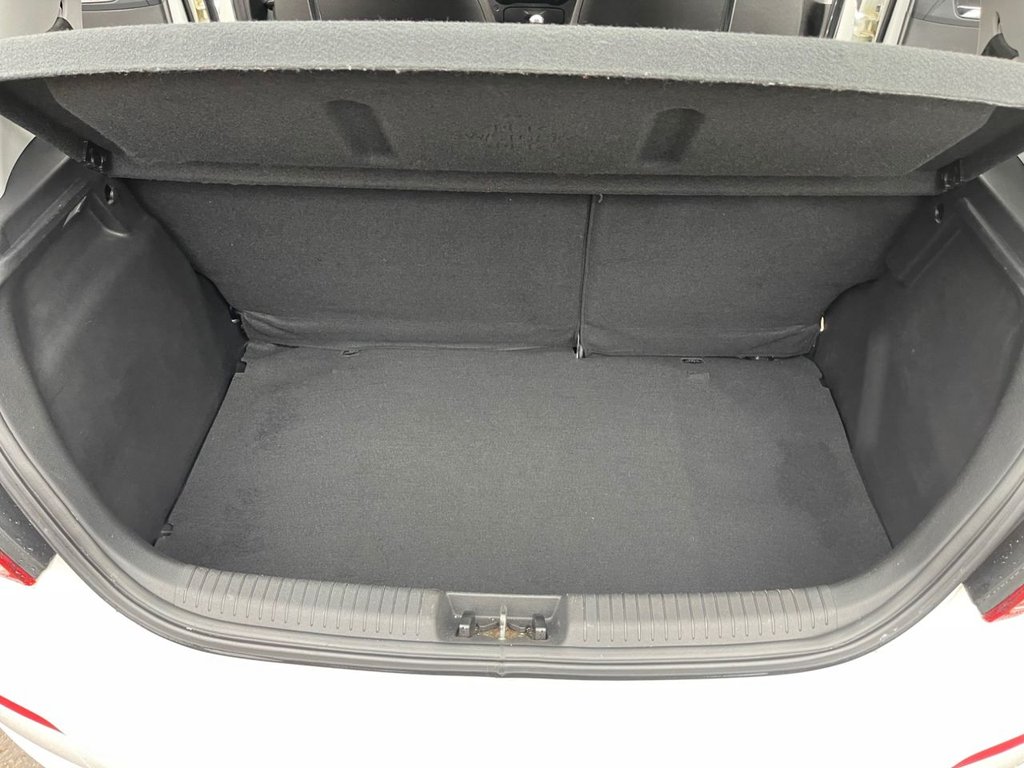 Used Hyundai i20 2013 for sale - 77693624: Photo 31